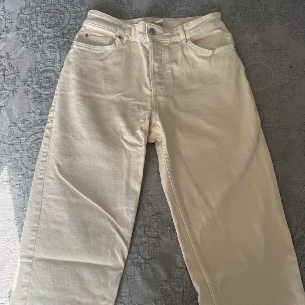 H&M Straight-Leg Jeans in Cream
